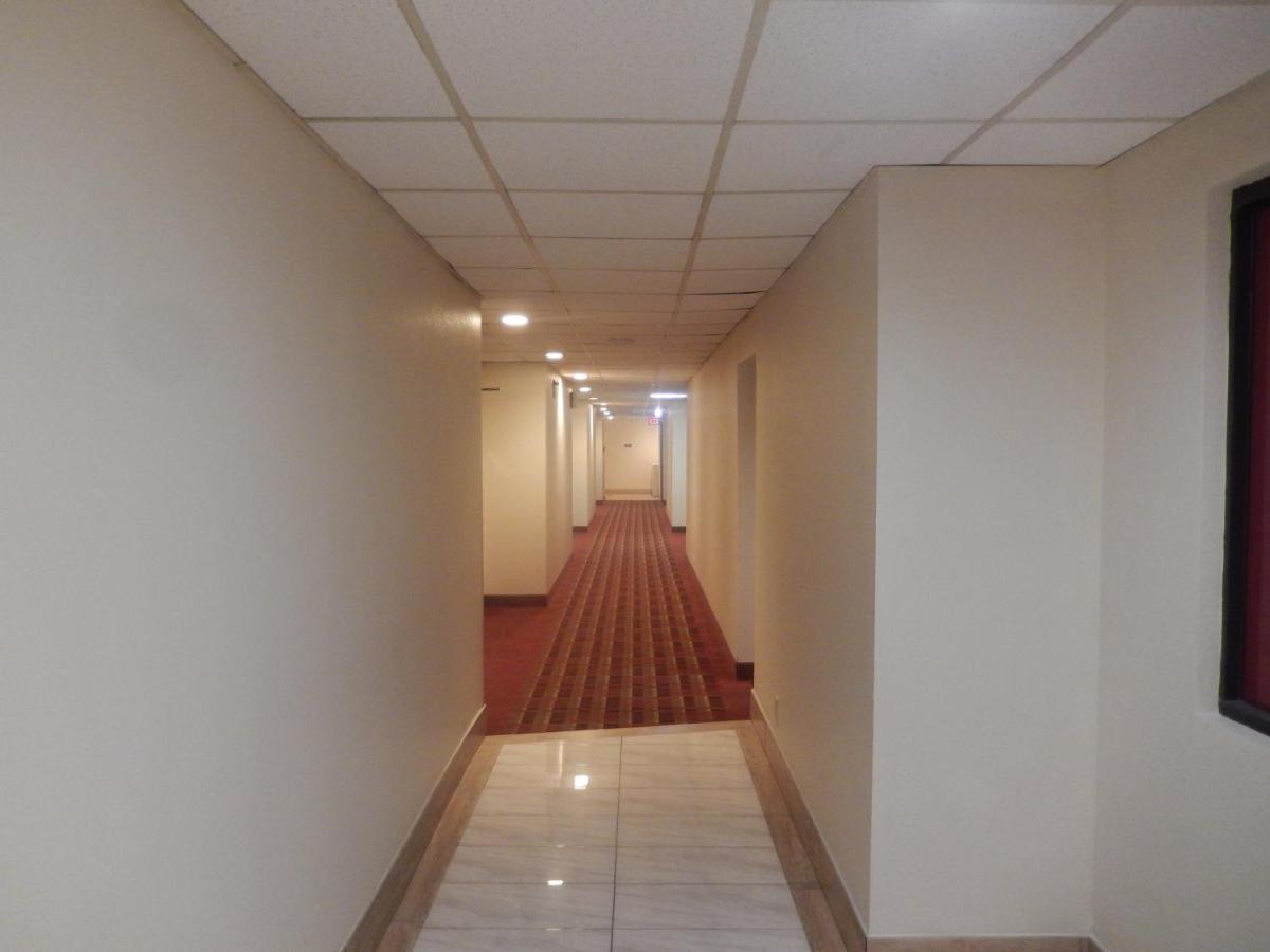 Red Roof Inn Harrisonburg - University Area Екстериор снимка