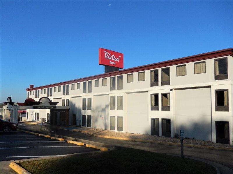 Red Roof Inn Harrisonburg - University Area Екстериор снимка