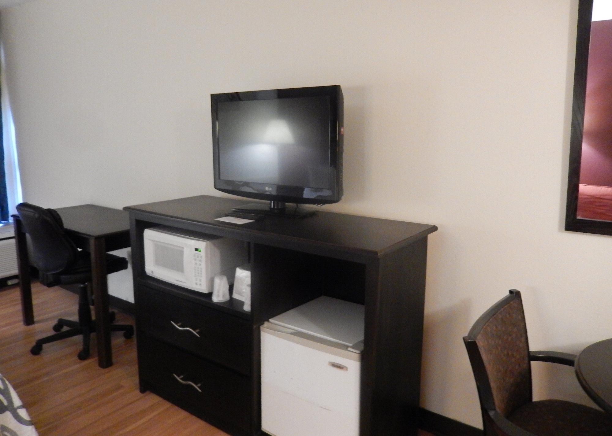 Red Roof Inn Harrisonburg - University Area Екстериор снимка