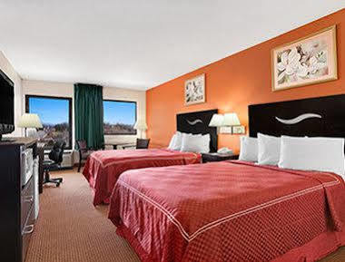 Red Roof Inn Harrisonburg - University Area Екстериор снимка
